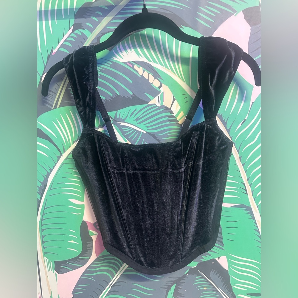 NEW!! Victoria's Secret Dream Angels Black velvet Corset